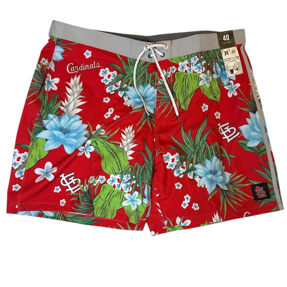 Hurley x Men's ‘47 Red St. Louis Cardinals Phantom Tailgate Swim Short